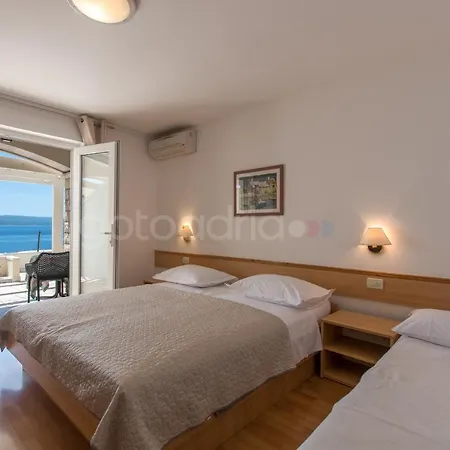 Beachfront Brela Apartments Ljubica Exterior photo